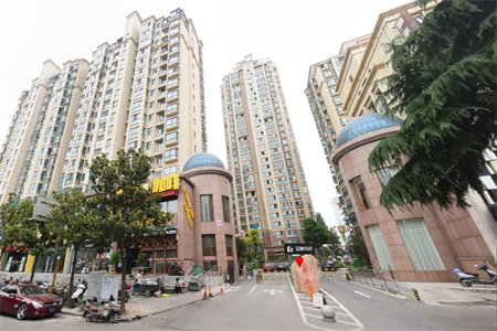 明湖中学附近舜和苑3室2厅1卫60万100m2简单装修出售